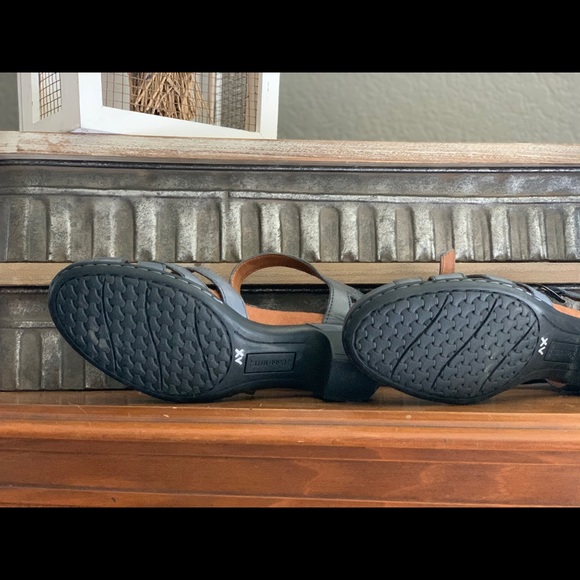 Cobb Hill Aubrey sandals - Picture 5 of 8